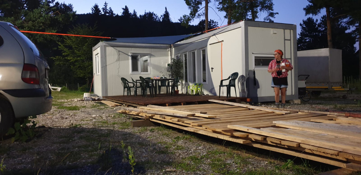 De vanzare CAMPING DARSTE