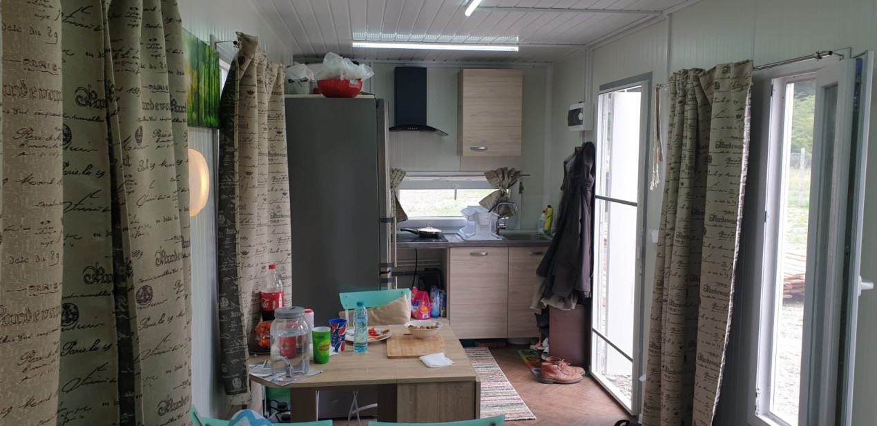 De vanzare CAMPING DARSTE