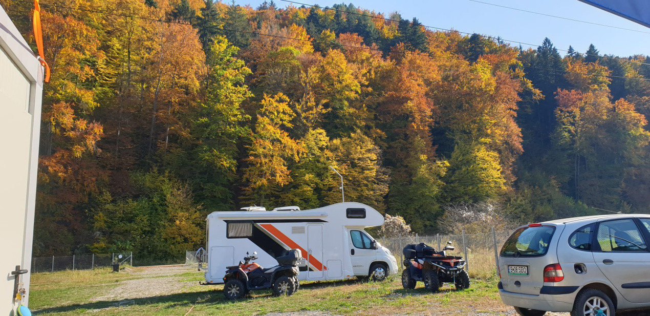 De vanzare CAMPING DARSTE