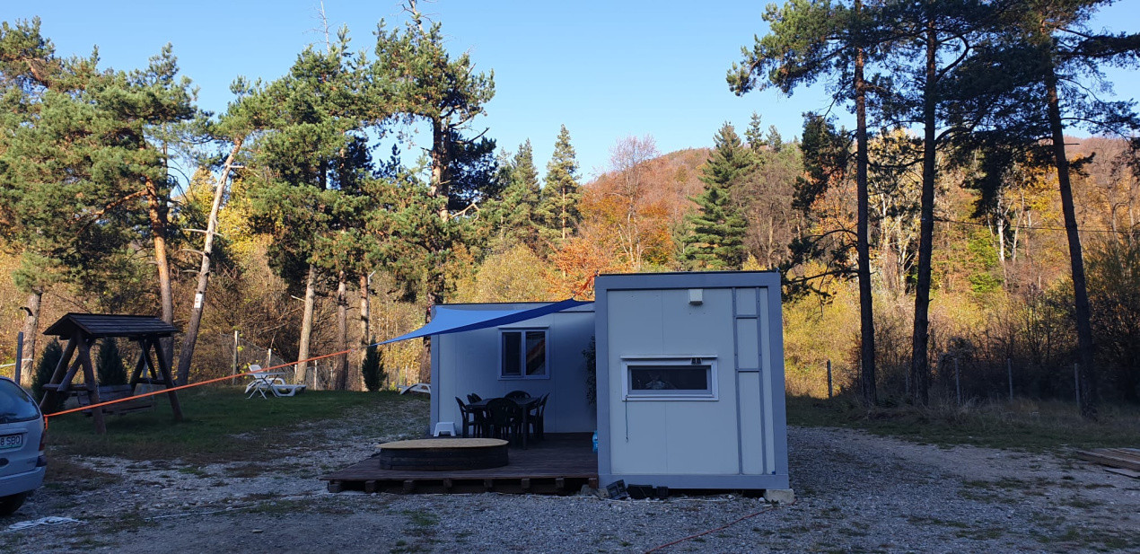 De vanzare CAMPING DARSTE