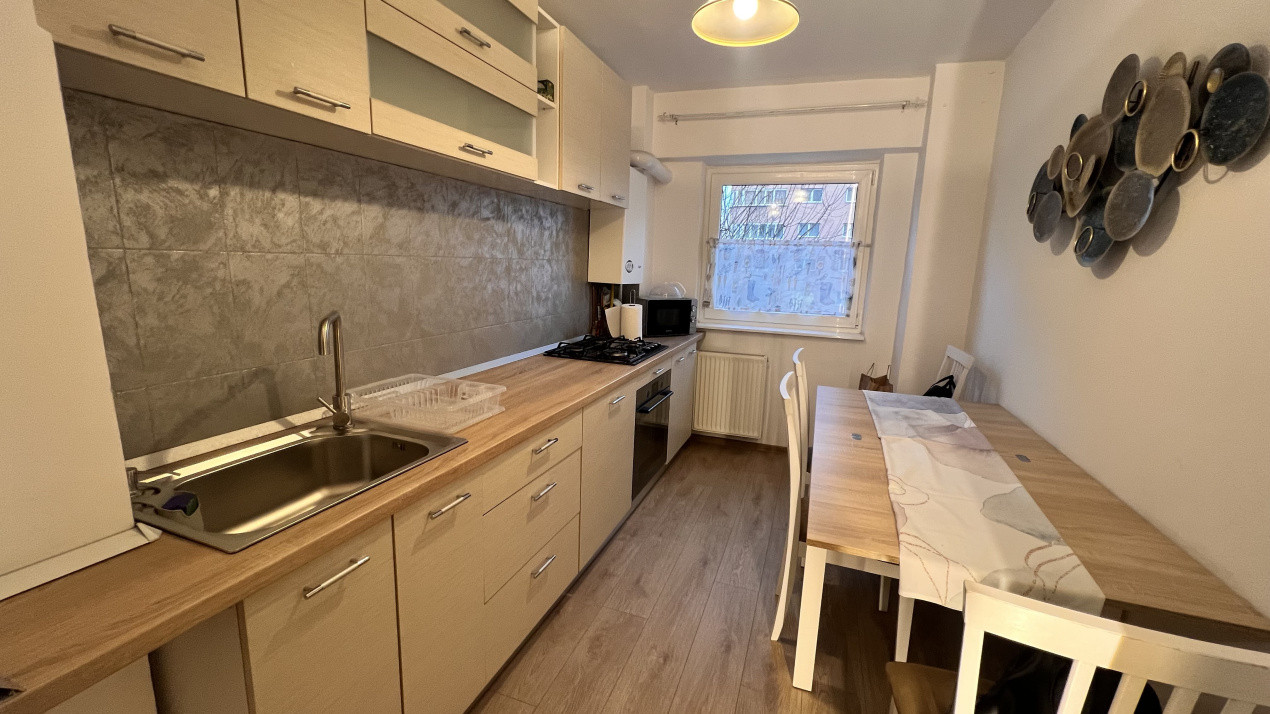 2 camere Toamnei – finisaje moderne, mobilat & utilat