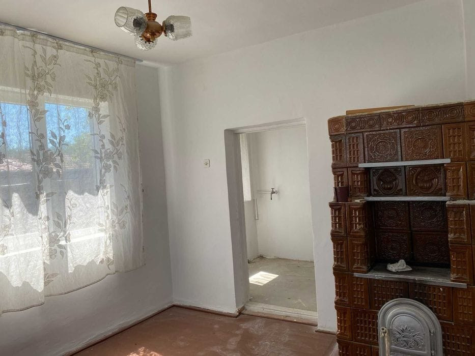 De vânzare casă cu etaj, jud Sălaj, loc. Letca, 45000 Euro