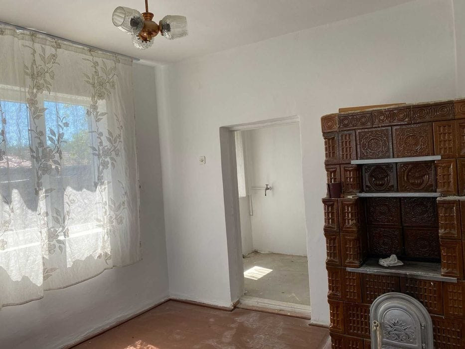 De vânzare casă cu etaj, jud Sălaj, loc. Letca, 45000 Euro