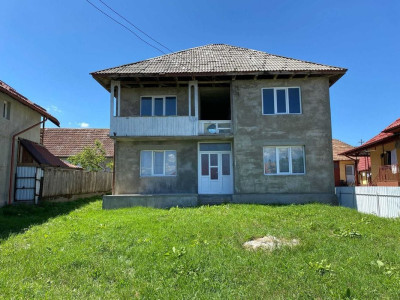 De vânzare casă cu etaj, jud Sălaj, loc. Letca, 45000 Euro