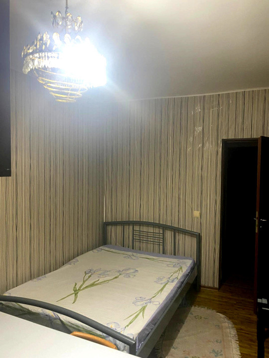 Inchirere studio cochet, zona Sisești, la vilă! 