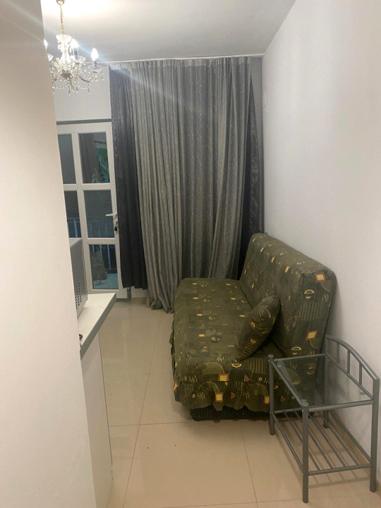 Inchirere studio cochet, zona Sisești, la vilă! 