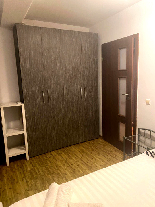 Inchirere studio cochet, zona Sisești, la vilă! 