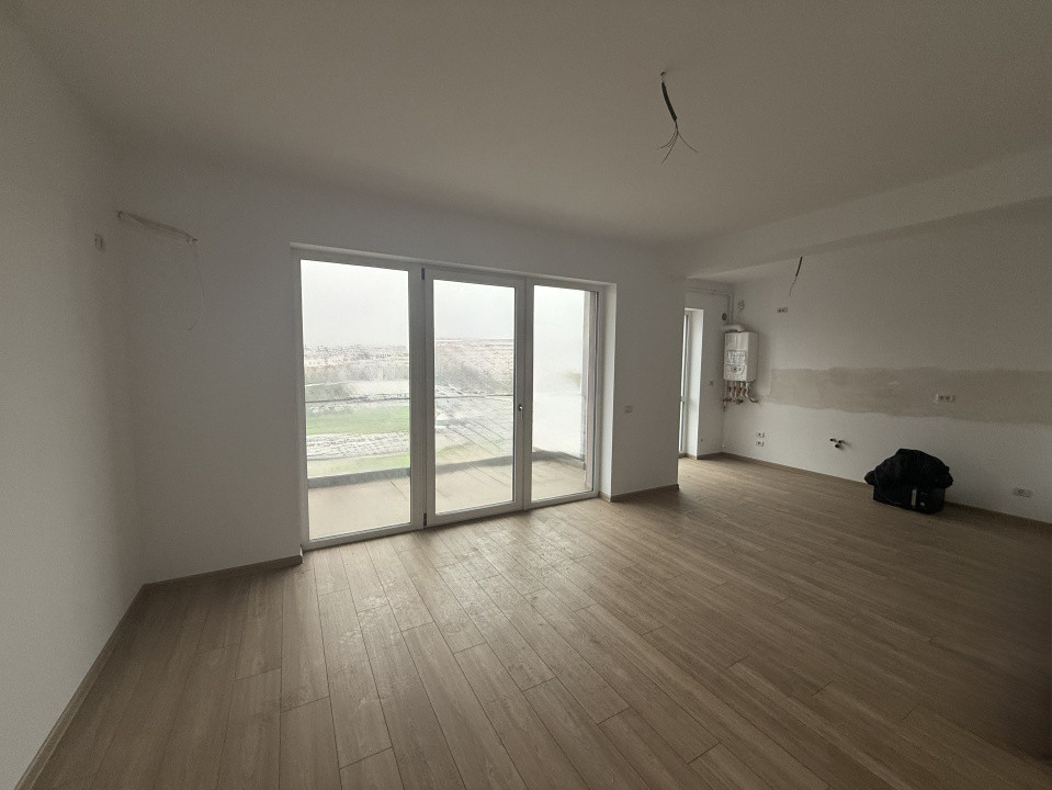 Apartament 2 camere, open-space, 61mp, Calea Bucuresti, zona Electroputere Mall