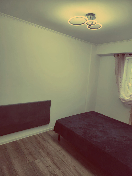 Chirie 3 camere zona Centru Vechi