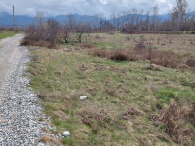 Teren intravilan 586mp, spre vanzare pe Valea Avrigului