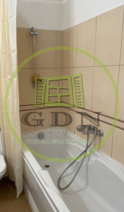 Garsonieră de închiriat – 40 mp utili, balcon 4 mp – zona Belvedere