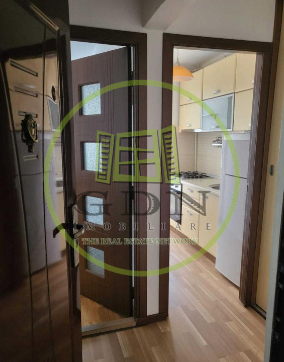 Garsonieră de închiriat, 32 mp utili -zona Ștrand II