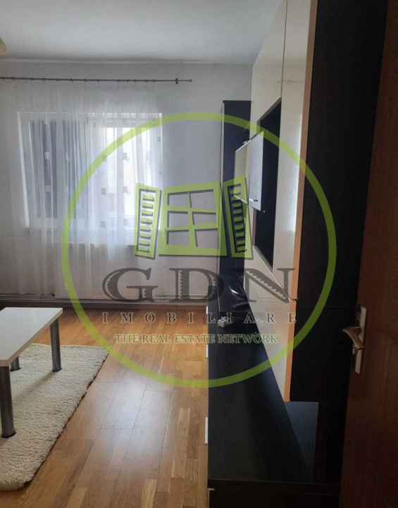 Garsonieră de închiriat, 32 mp utili -zona Ștrand II
