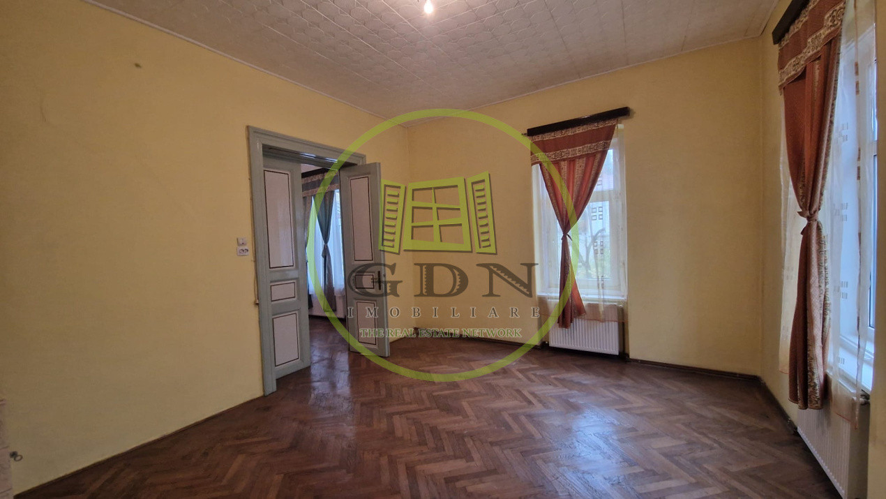 Casa 2 camere, 64mp, Centru, zona Facultatii de Medicina