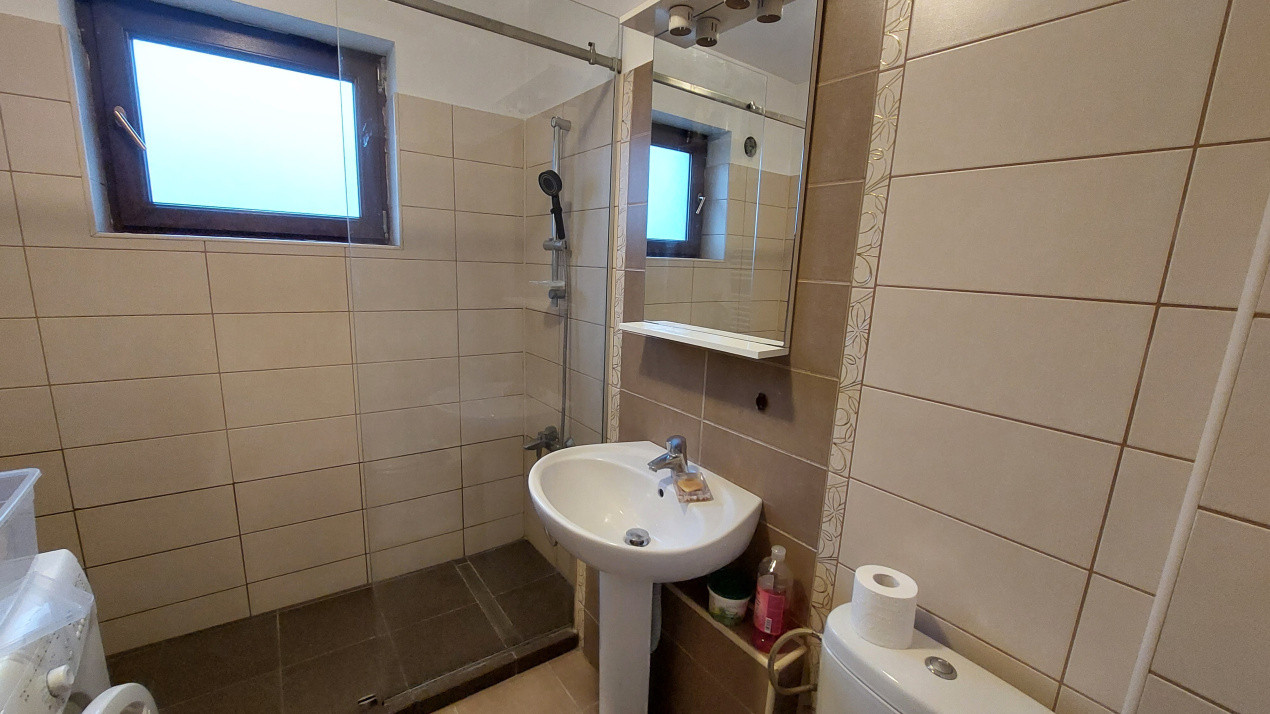Apartament 3 camere, decomandat, 90 mp, Câmpia Islaz zona Agronomie