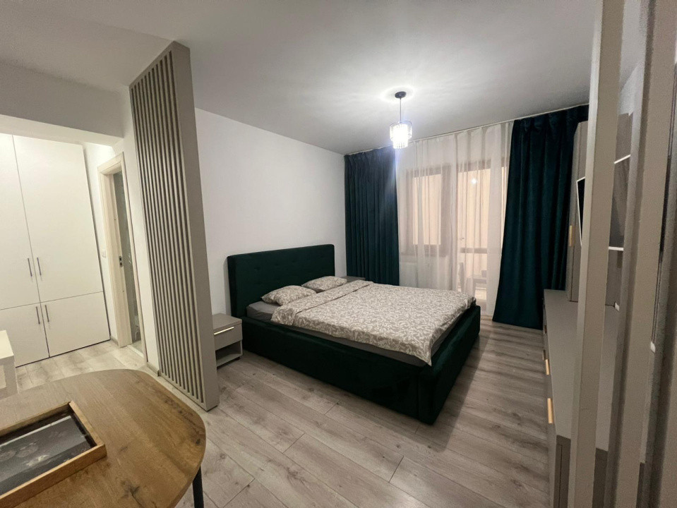 Garsoniera semidecomandata, 32,33 mp, Centru, zona Ramada