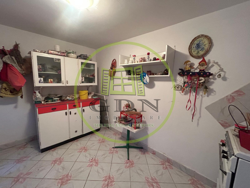 Casa plan parter, 63 mp utili, 366 mp teren, Bariera Valcii