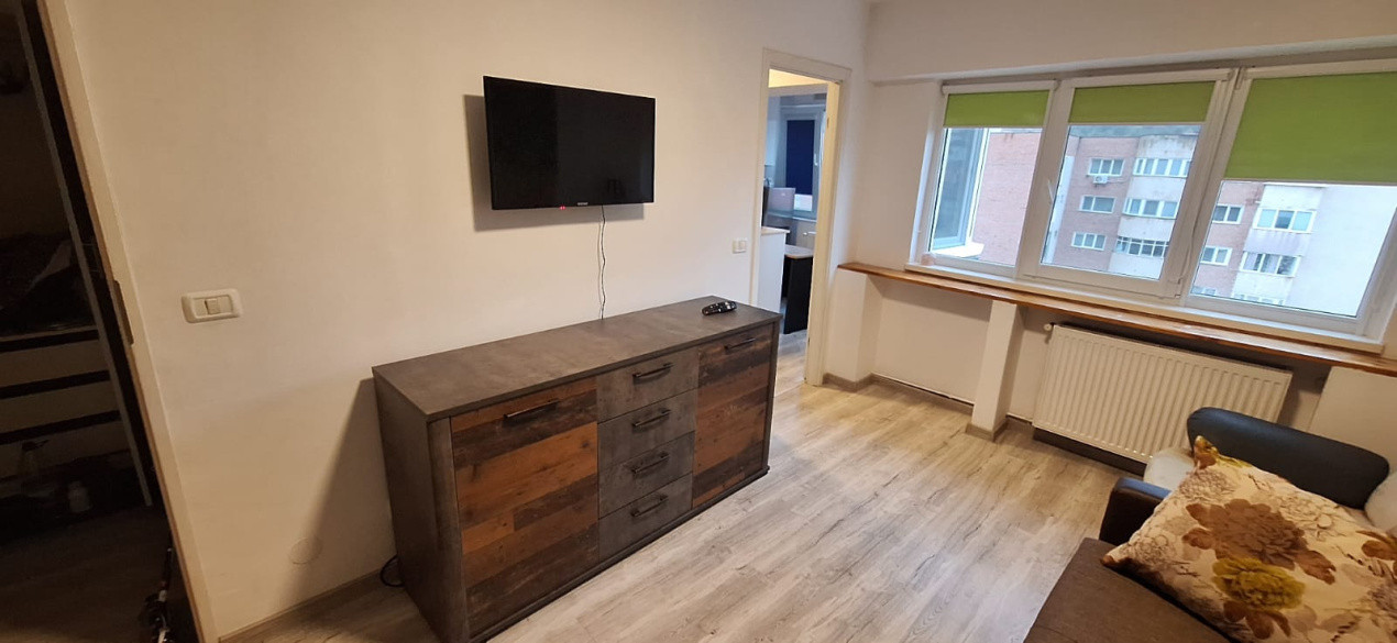 Garsonieră de închiriat – Răcădău, Brașov