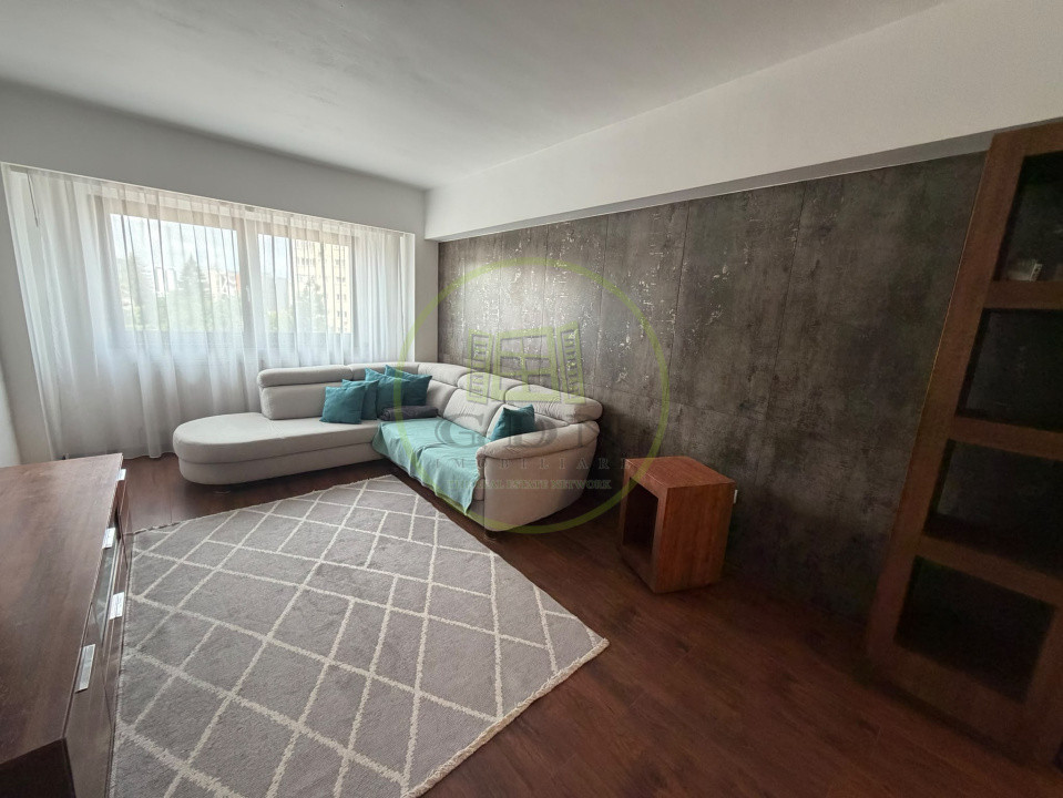 Apartament 3 camere de închiriat | Vedere panoramică spre Tâmpa și AFI Brașov