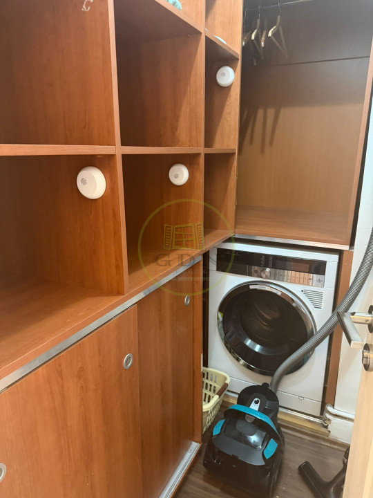 Apartament 3 camere de închiriat | Vedere panoramică spre Tâmpa și AFI Brașov