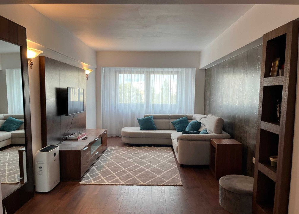 Apartament 3 camere decomandat – vedere panoramică | Centrul Civic