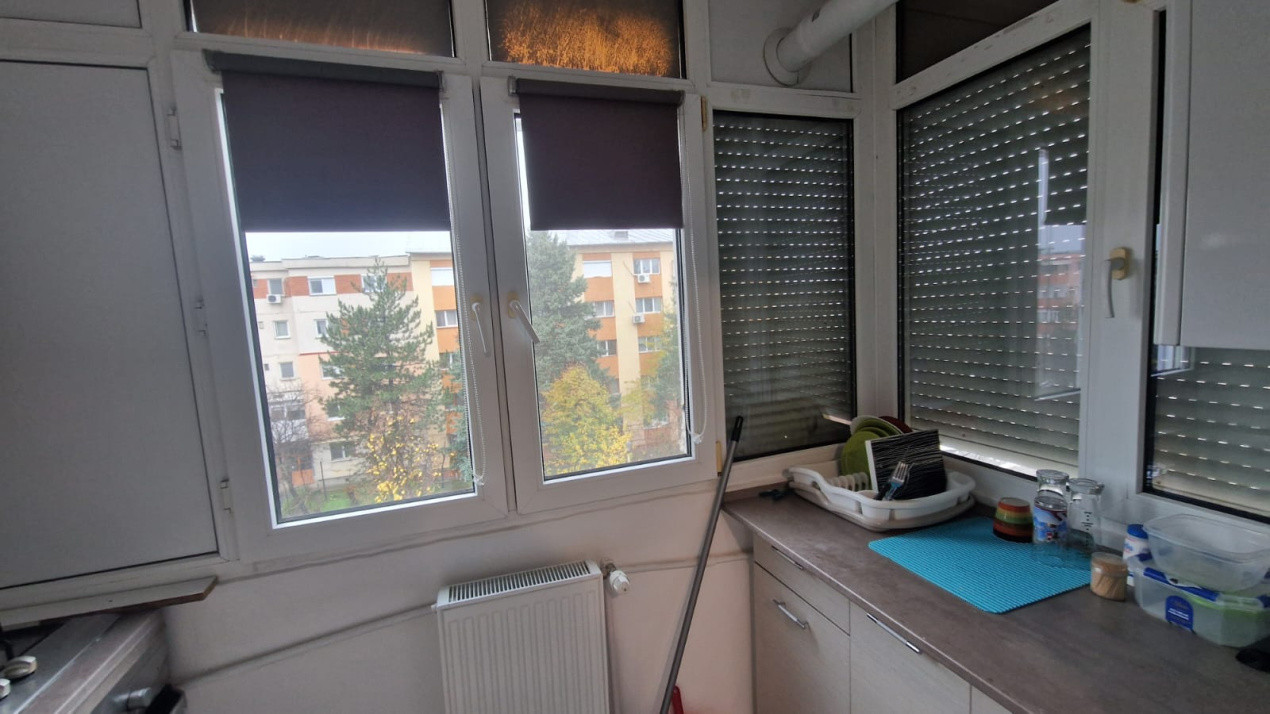 Apartament 2 camere, decomandat, 53mp, cartier Brazda, zona Unitatea Militara