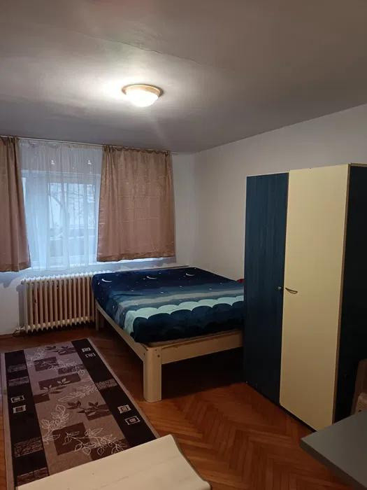 Închiriere apart. cu 2 camere, parter, 350 Eur, Mănăștur