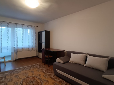Închiriere apart cu 2 camere, etaj 1, Mănăștur, 400 Eur