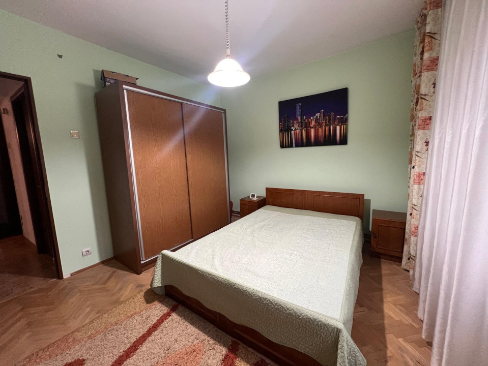 Apartament 3 camere, decomandat, 102.75 mp, Severinului, zona Casa Stiintei