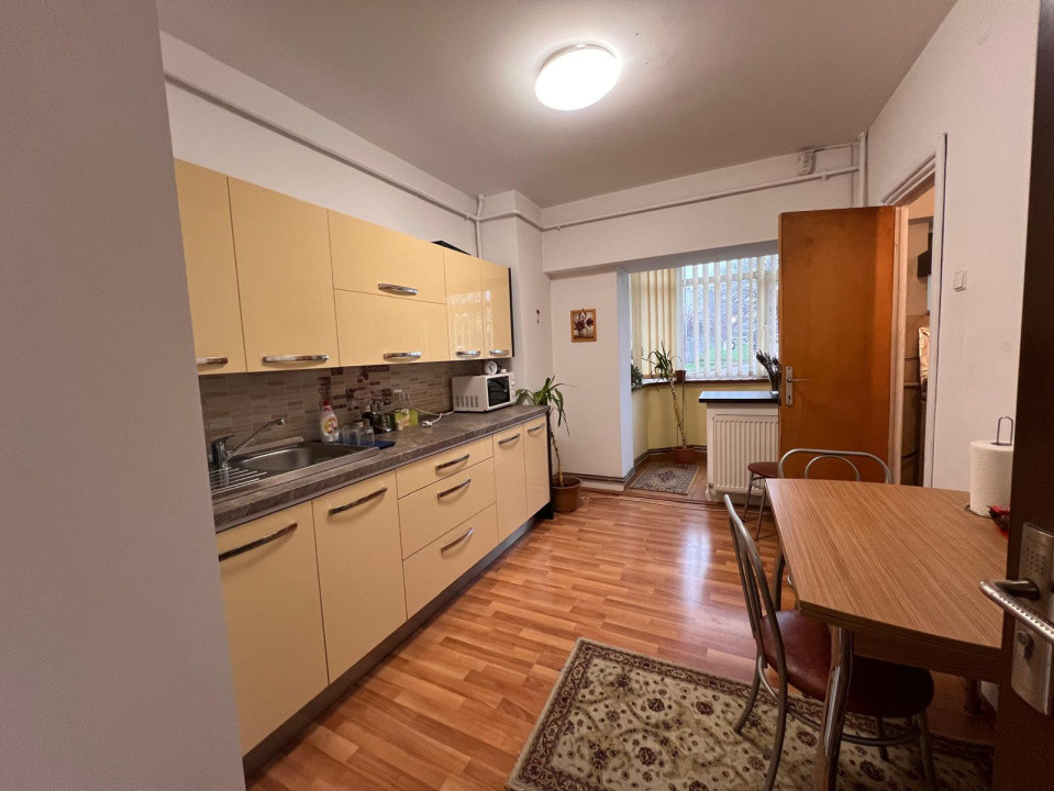 Apartament 3 camere, decomandat, 102.75 mp, Severinului, zona Casa Stiintei