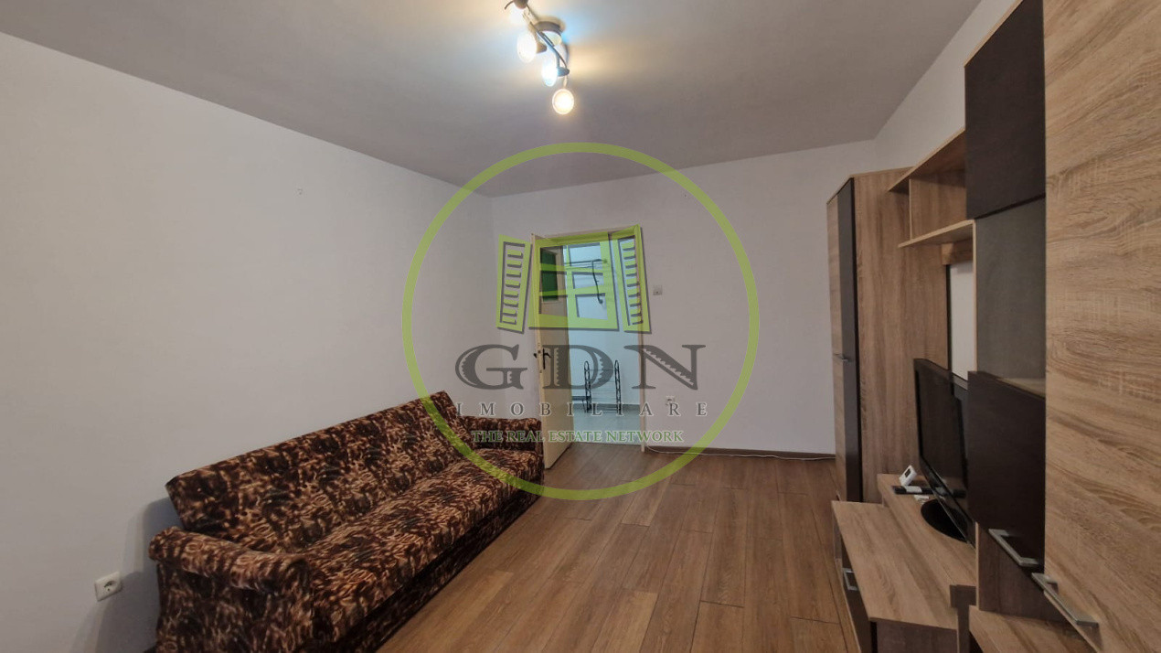 Apartament 3 camere, decomandat, 76mp, 1 Mai, zona Sara