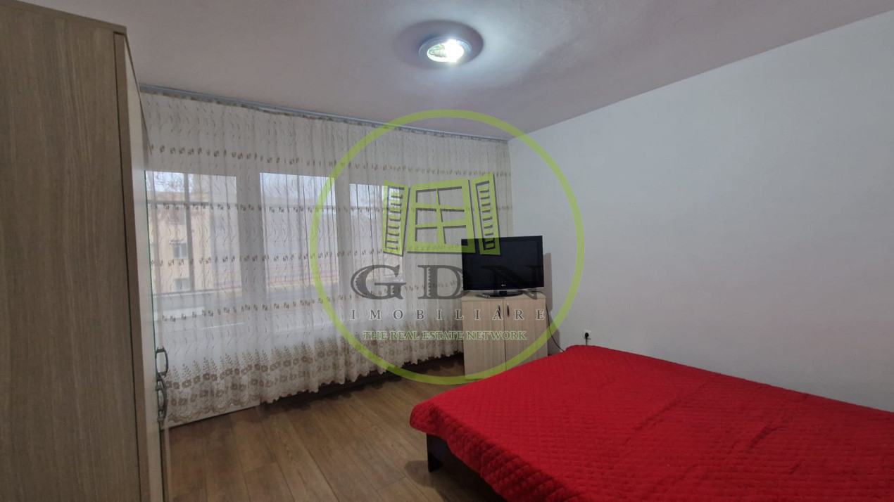 Apartament 3 camere, decomandat, 76mp, 1 Mai, zona Sara