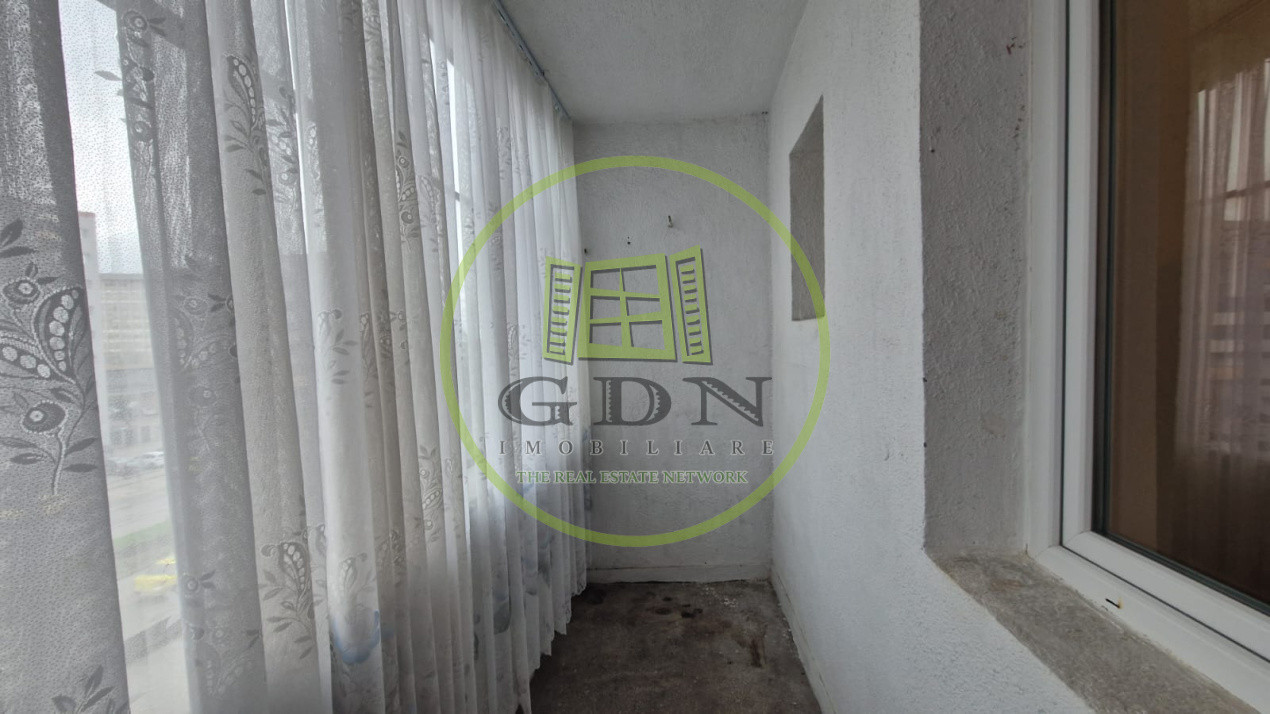 Apartament 3 camere, decomandat, 76mp, 1 Mai, zona Sara