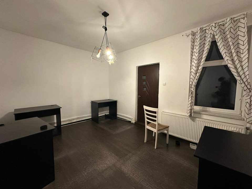 Casa 3 camere, 87mp, Centru, zona Sfintii Apostoli