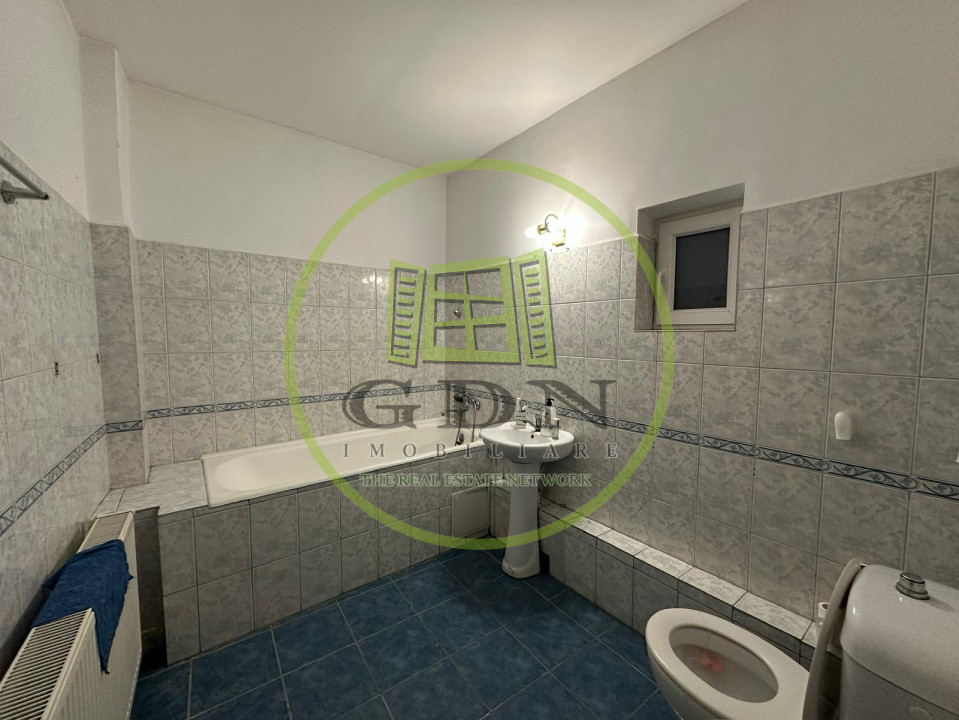 Casa 3 camere, 87mp, Centru, zona Sfintii Apostoli