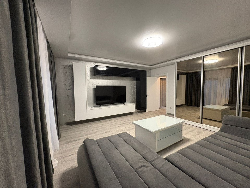 Apartament, 2 camere, decomandat, 60 mp, Cartier Lapus Arges, Zona Hotel Sidney