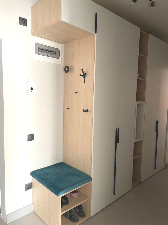 De inchiriat apartament 3 camere zona Parc