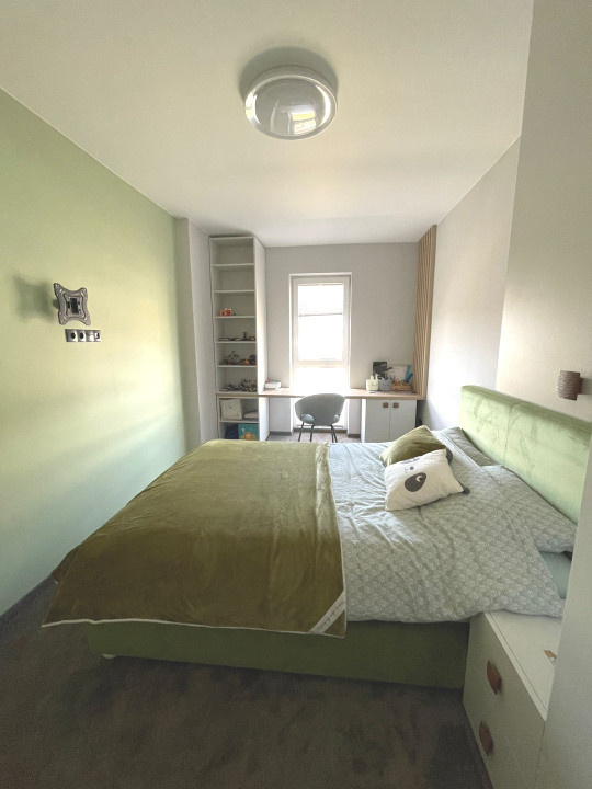 De inchiriat apartament 3 camere zona Parc