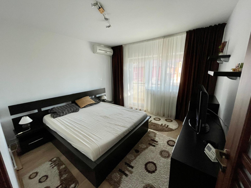 Apartament 3 camere de inchiriat central