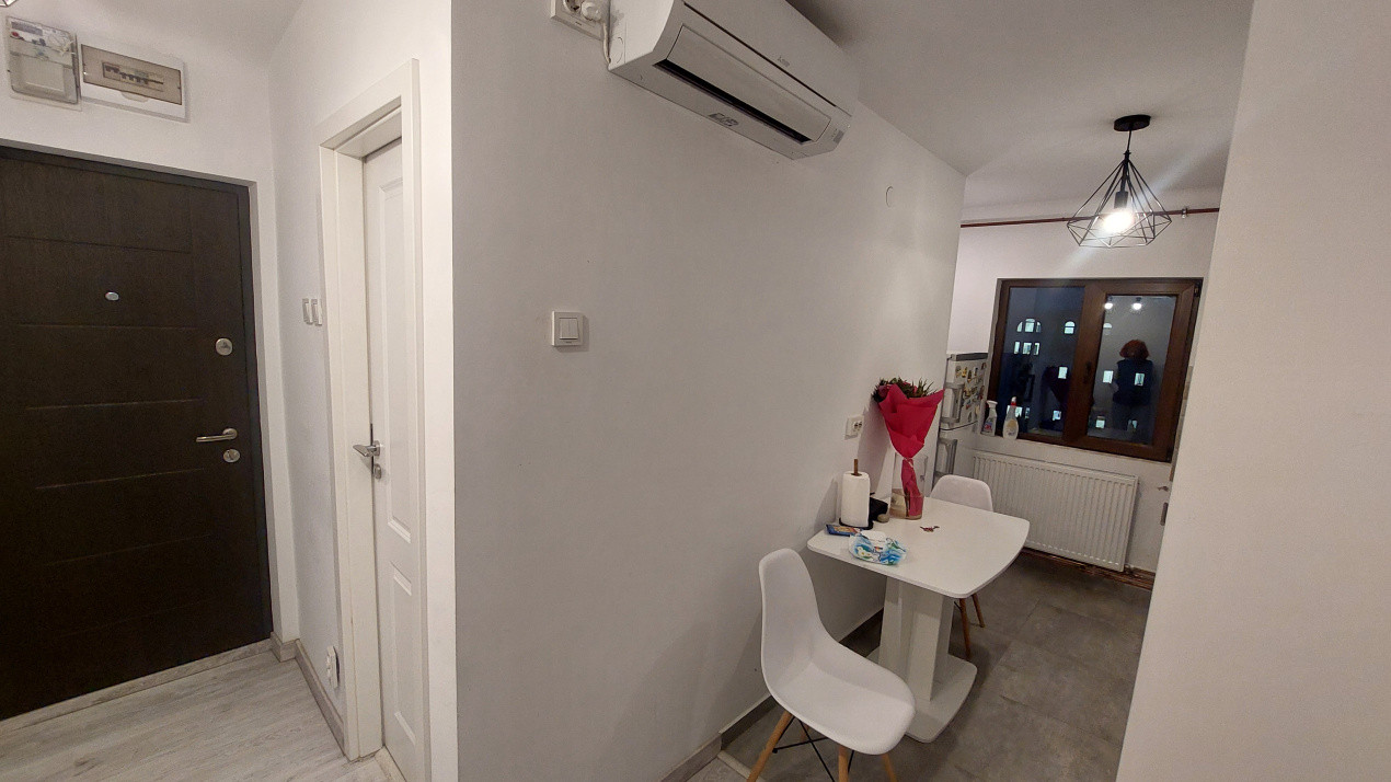 Garsoniera decomandata, 36 mp, etajul 3, Brazda zona Regia de Tutun