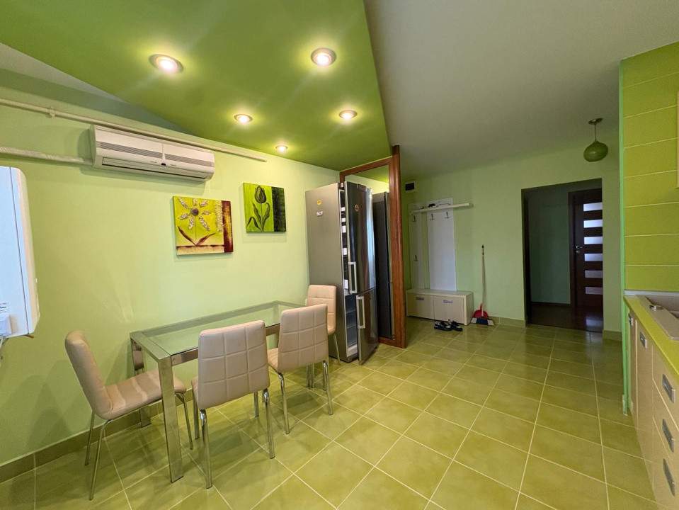 Apartament, 3 camere, decomandat, 80 mp, Cartier Brazda, Zona Marie Louise