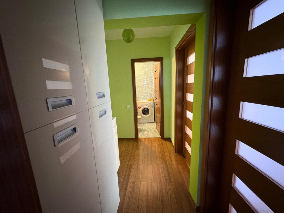 Apartament, 3 camere, decomandat, 80 mp, Cartier Brazda, Zona Marie Louise