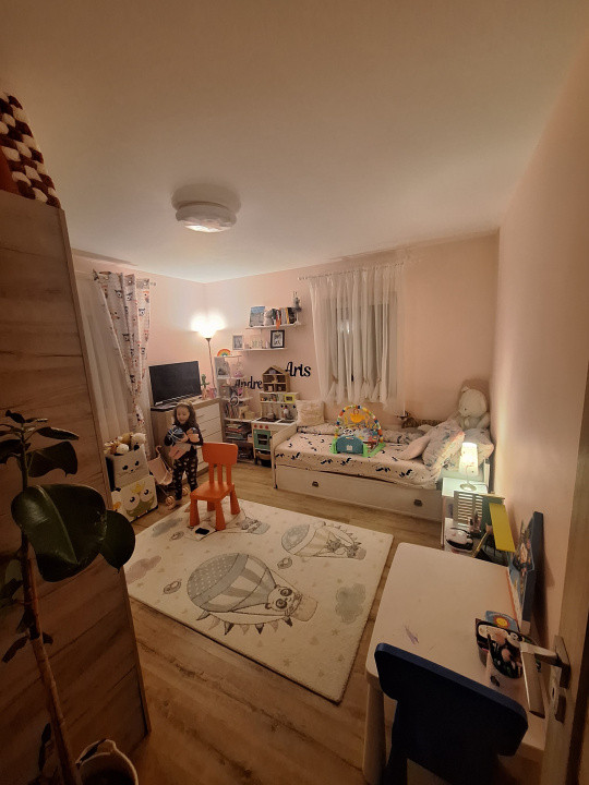 Apartament de vânzare | 3 camere-55mp +grãdinã 88 mp -Calea Cisnădiei 