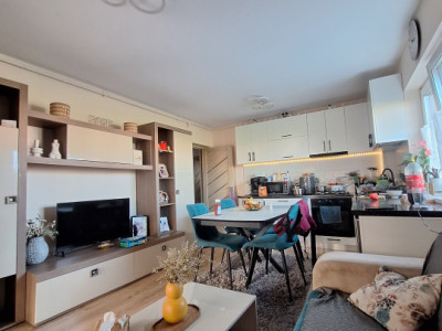 Apartament de vânzare | 3 camere-55mp +grãdinã 88 mp -Calea Cisnădiei 