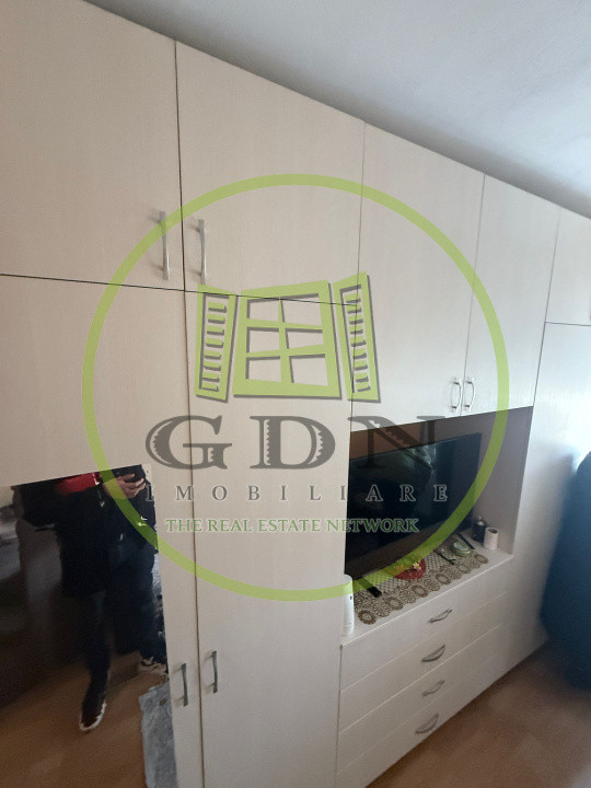 Garsoniera de vanzare  compacta si utilata Str Otelarilor