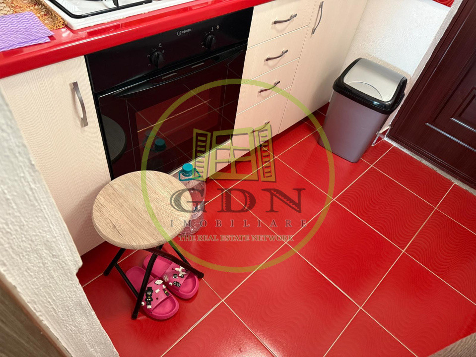 Garsoniera de vanzare  compacta si utilata Str Otelarilor