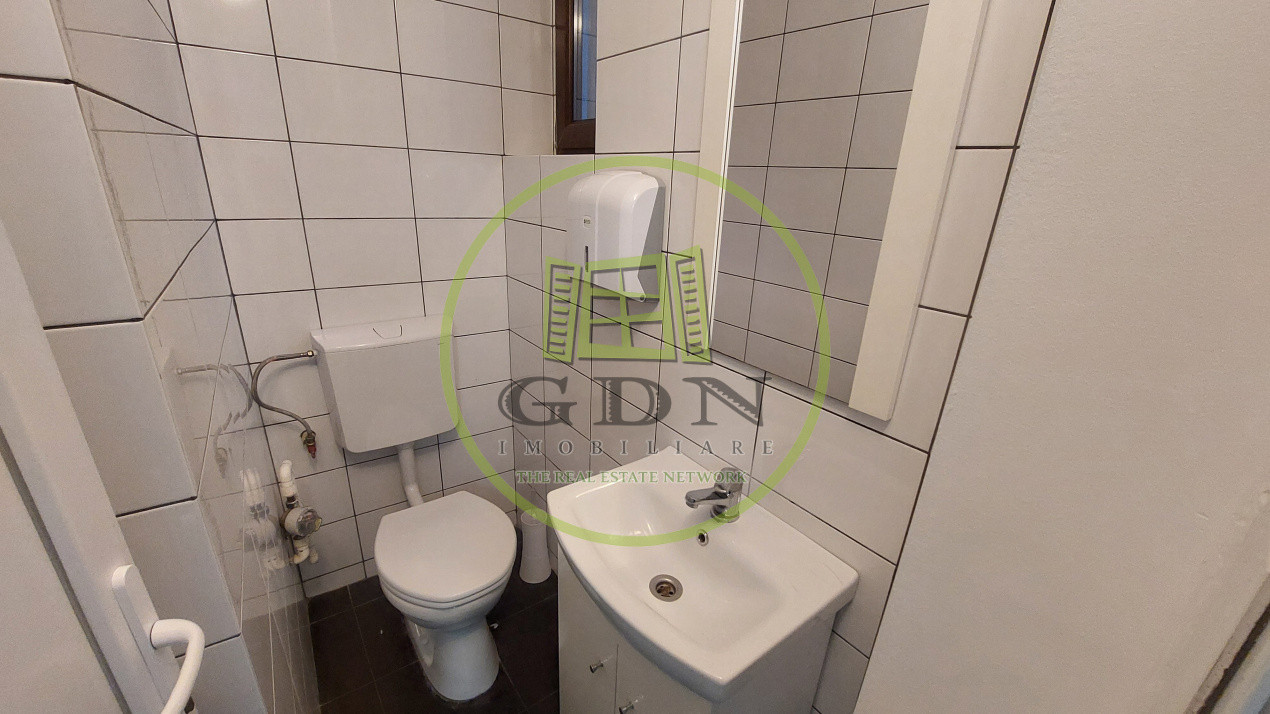 Spatiu comercial, parter, 50 mp, Calea Bucuresti zona Scoala 21