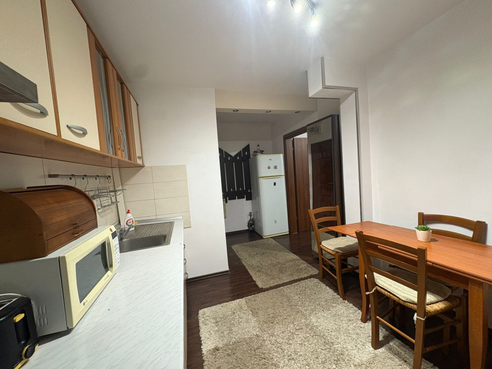 Apartament, 2 camere, semidecomandat, 52 mp, Cartier Brazda, Zona Simplon