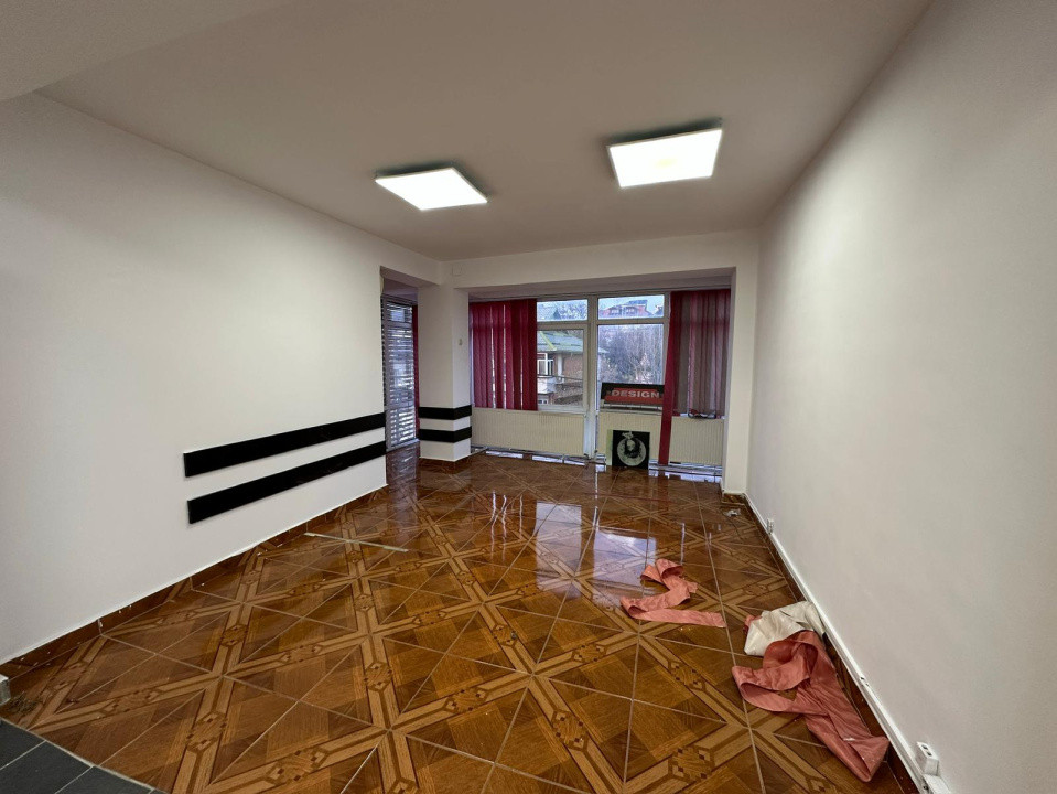 Spatiu Comercial, P+2, 307mp, cartier 1 Mai, zona Facultatea de Medicina