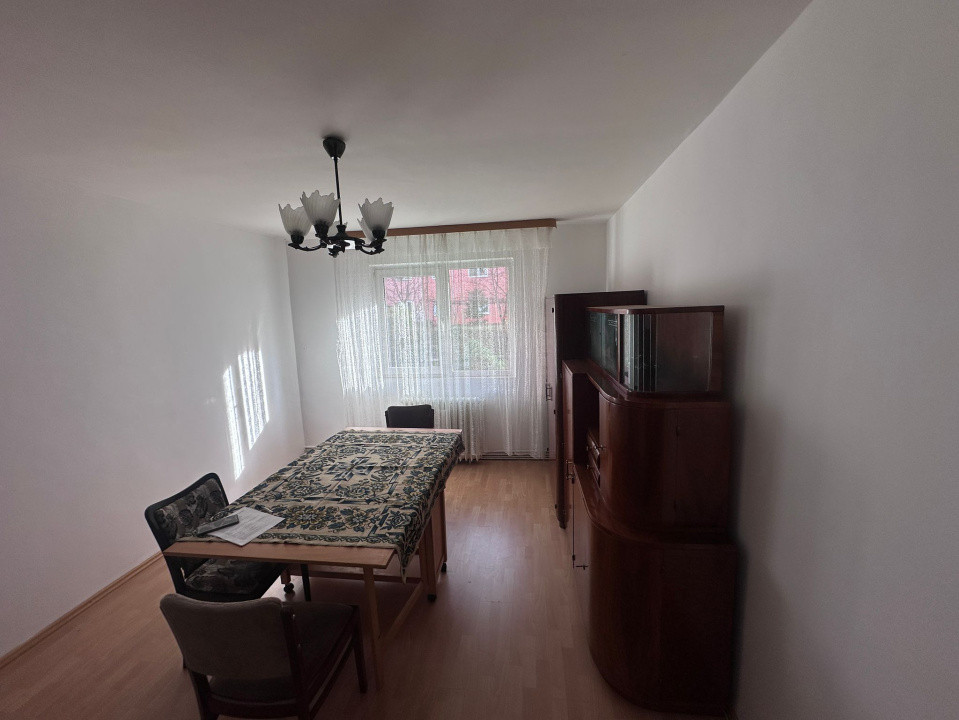 Apartament 2 camere- Zona Mihai Viteazu - 